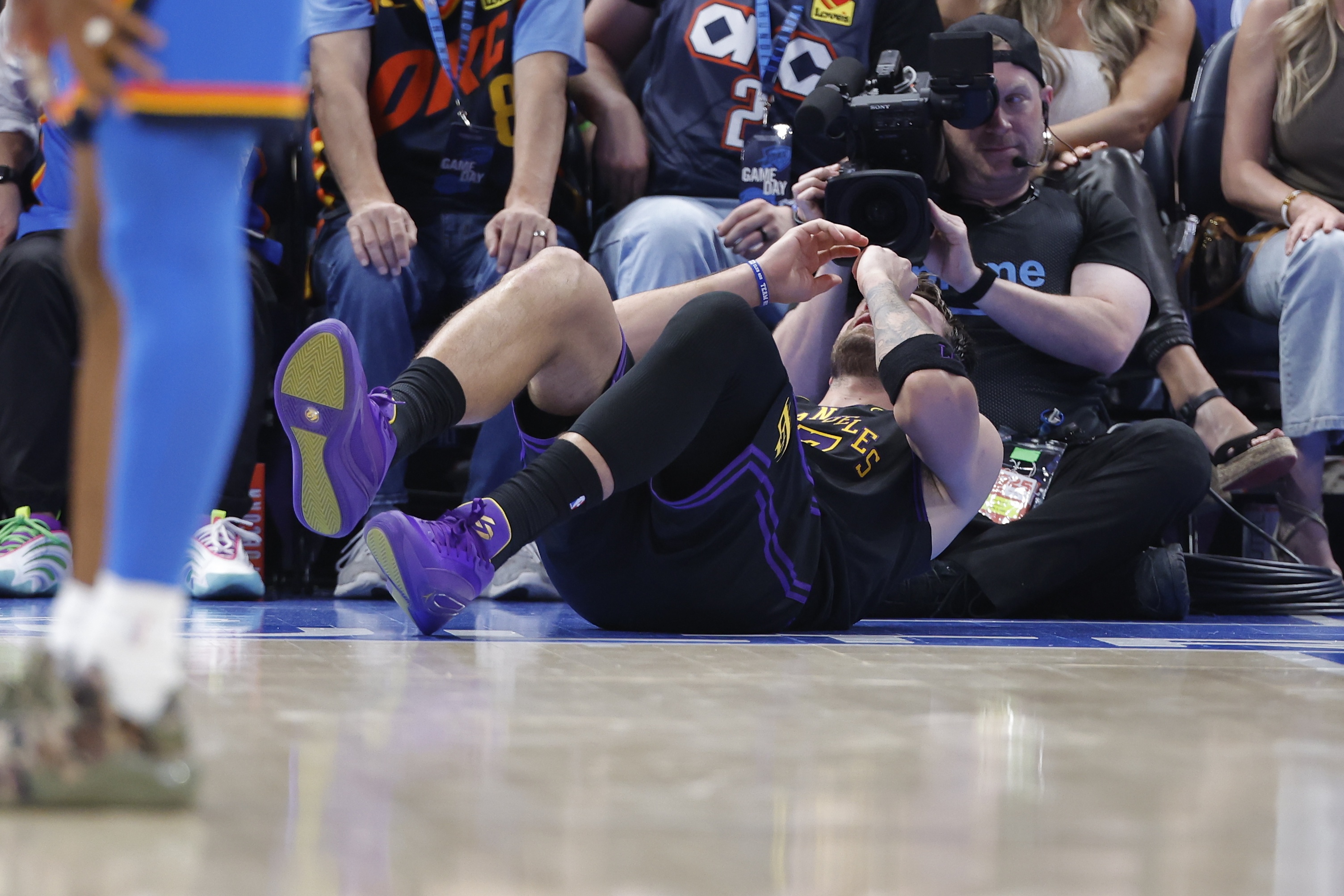 湖人指望东契奇火线复出救主？别忘了哈登强行复出沦为空壳的惨案